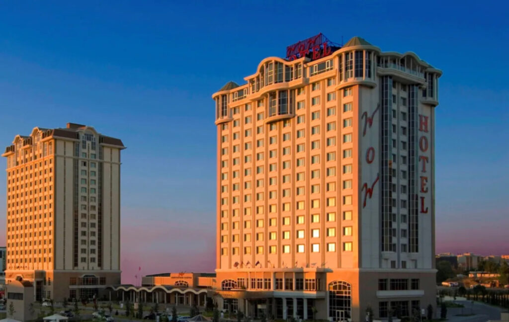 1670915097_8QIUHCSHNM_medium